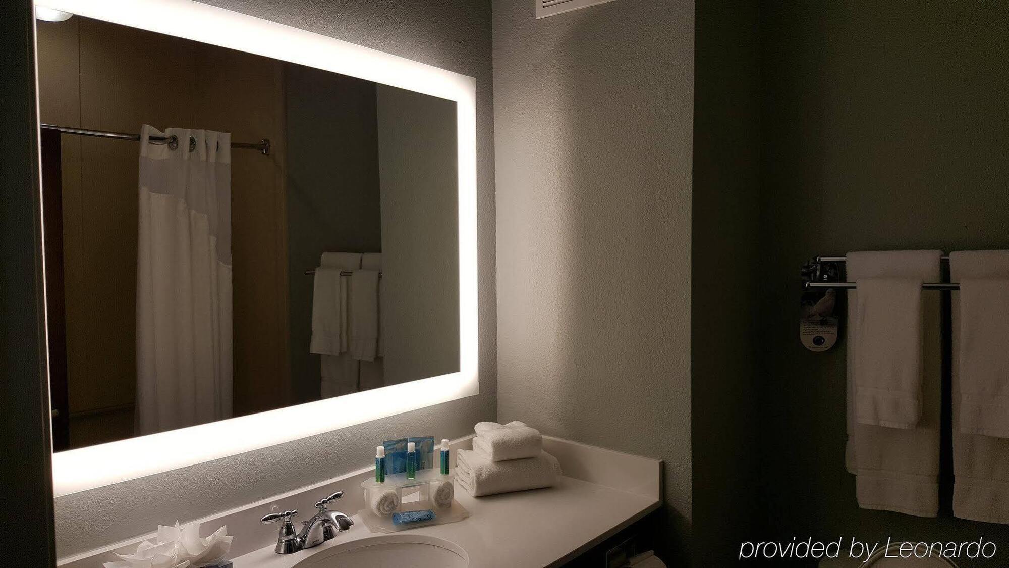 Holiday Inn Express Pearland By Ihg Zewnętrze zdjęcie